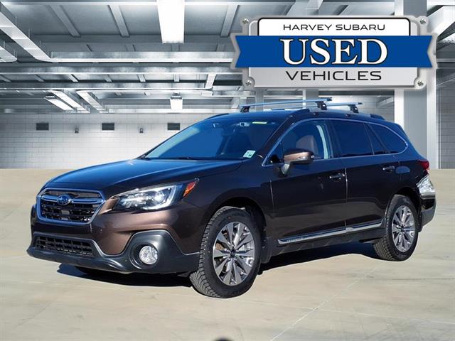 2019 Subaru Outback Touring's photo