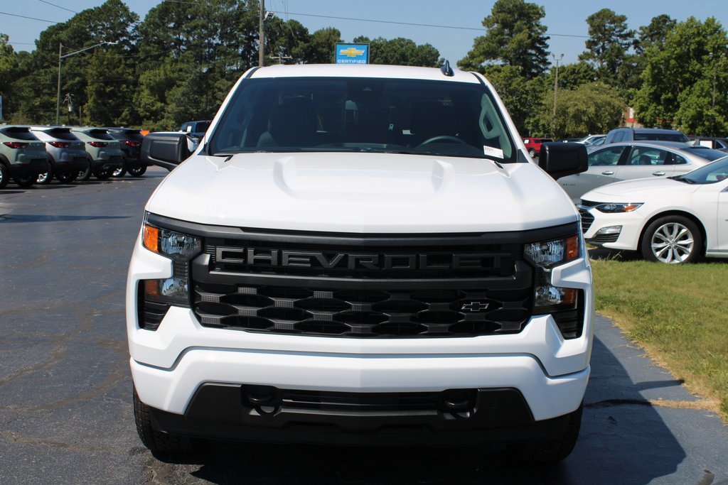 2026 Chevrolet Silverado 1500 Custom photo 5
