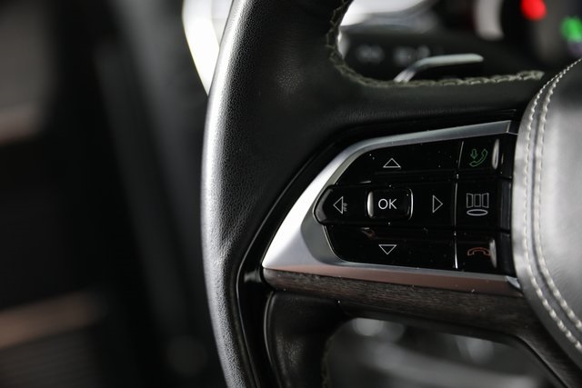 2023 Jeep Grand Cherokee Overland 4xe photo 3