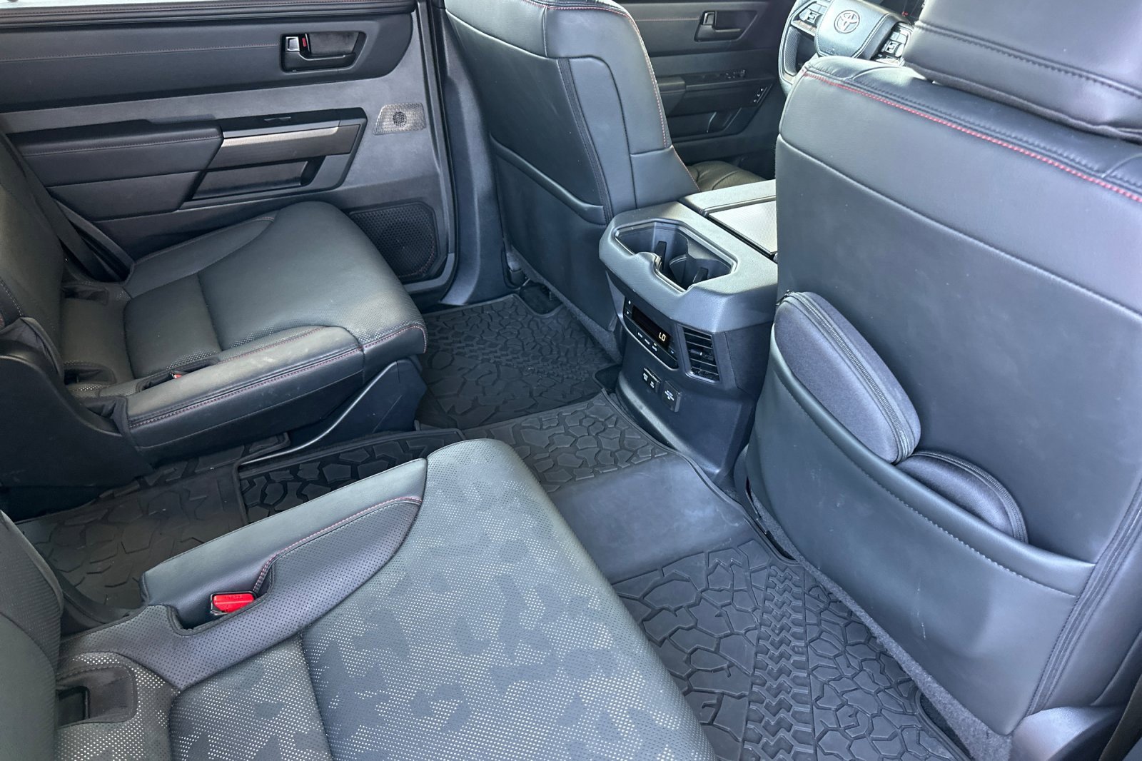 2024 Toyota Sequoia TRD Pro photo 19