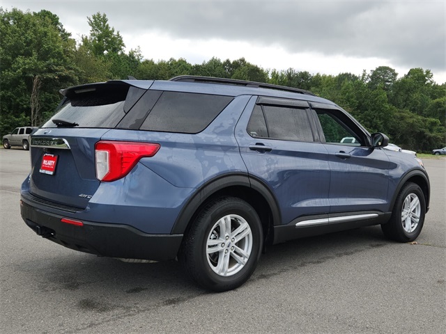 2021 Ford Explorer XLT photo 3
