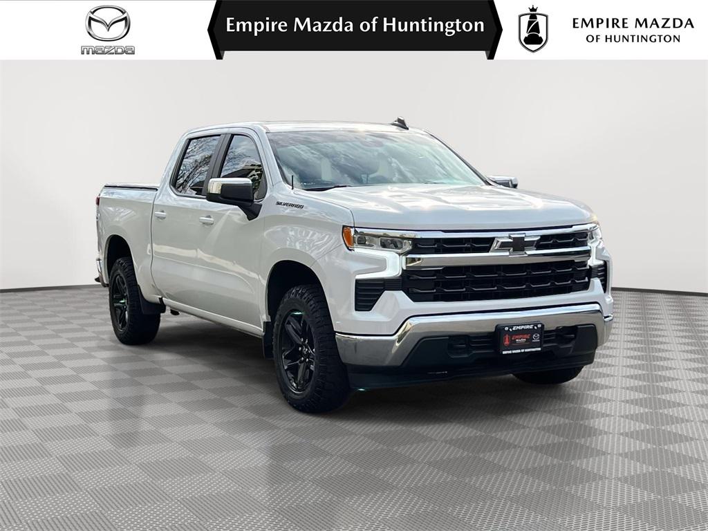 2022 Chevrolet Silverado 1500 LT's photo