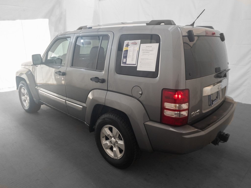 2012 Jeep Liberty Limited photo 4