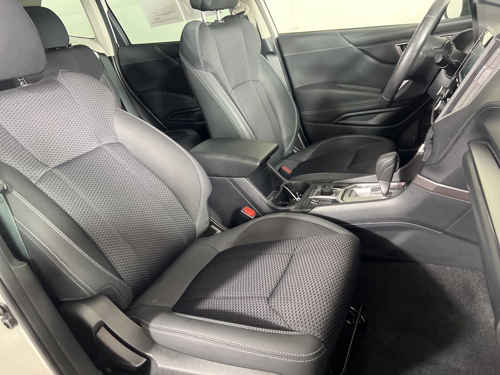 2022 Subaru Forester Premium photo 12