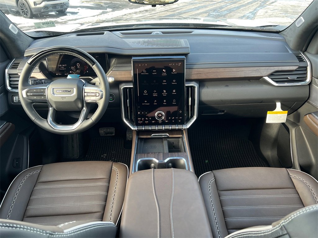 2026 GMC ACADIA - Image 29