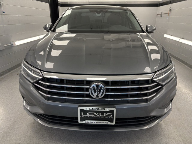 2021 Volkswagen Jetta SEL photo 2