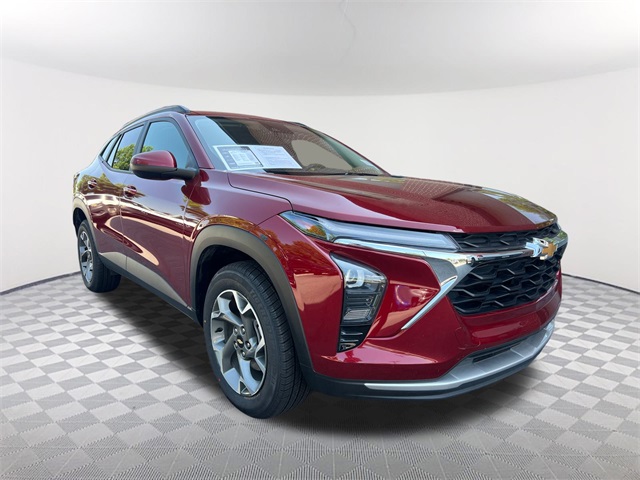 2024 Chevrolet Trax LT photo 3