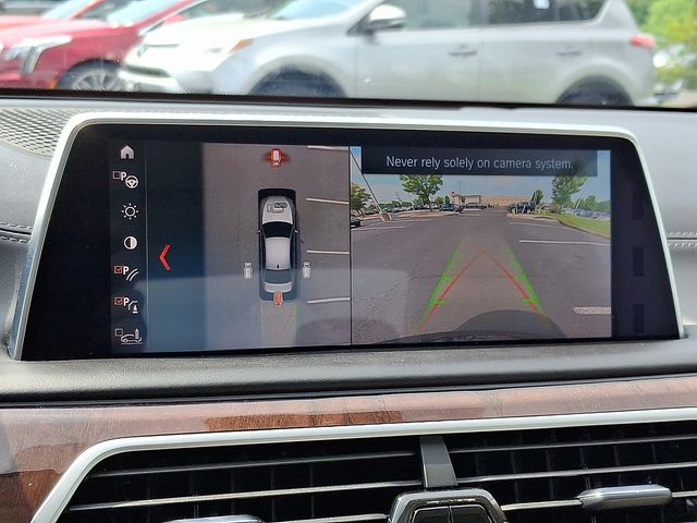 2019 Bmw 750i xDrive Sedan photo 18