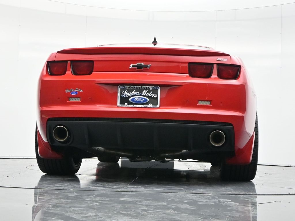 2010 Chevrolet Camaro SS photo 40