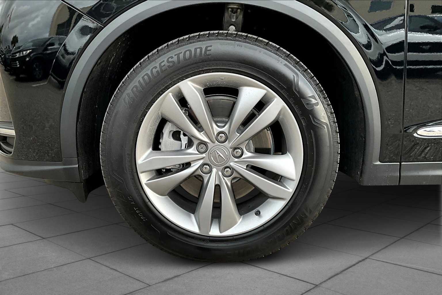 2025 Acura MDX SH-AWD photo 7