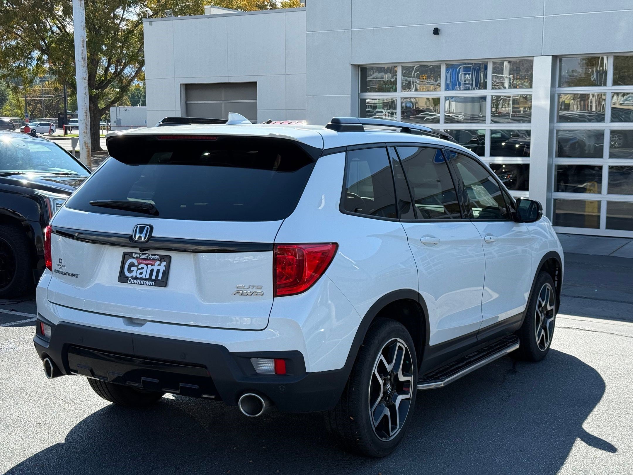2022 Honda Passport Elite photo 3