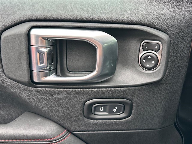 2025 Jeep Gladiator Rubicon photo 15