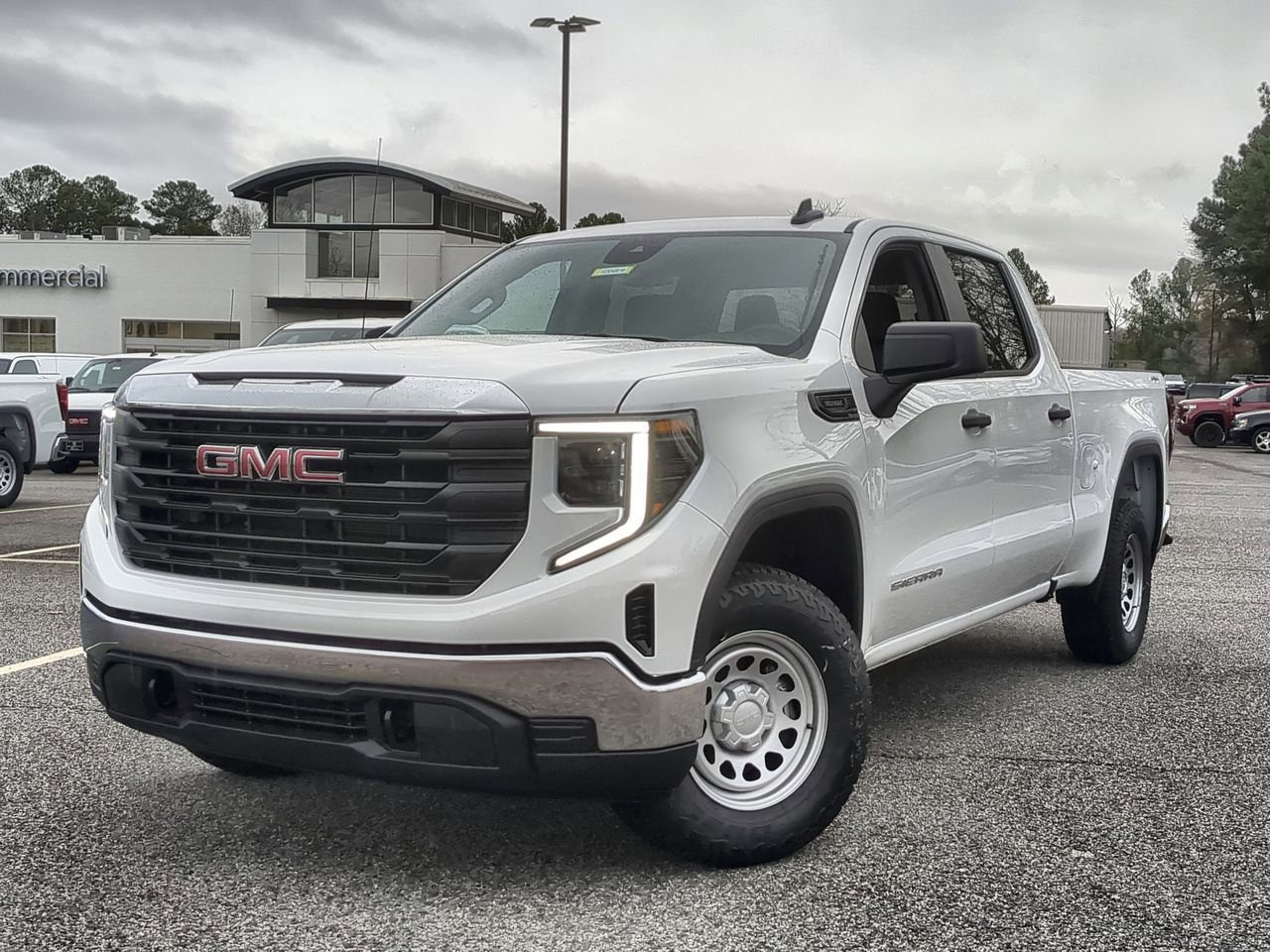 2026 GMC Sierra 1500 Pro's photo