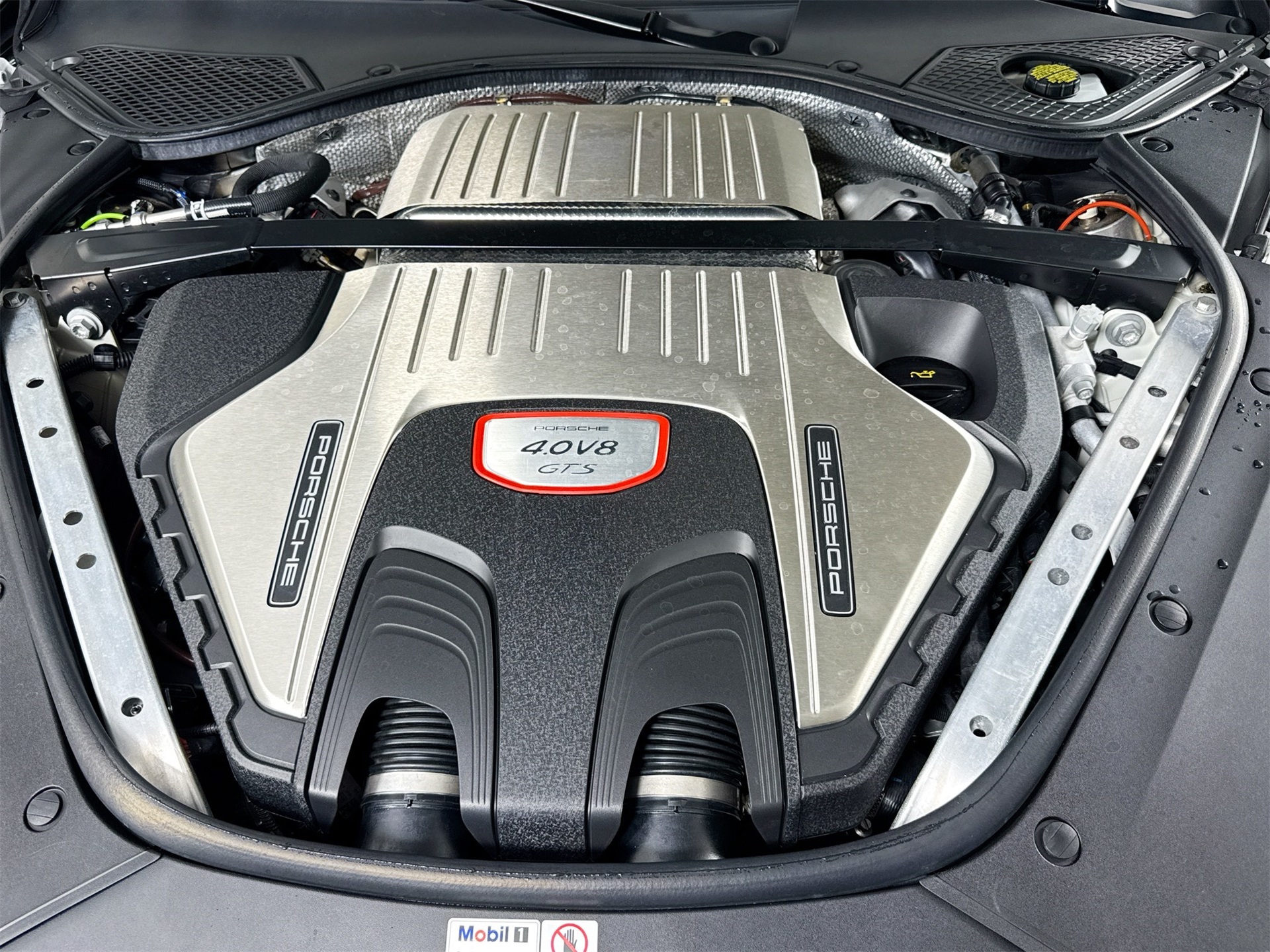 2019 Porsche Panamera GTS photo 21
