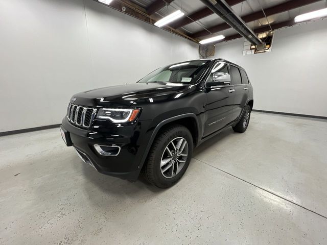 2020 Jeep Grand Cherokee Limited photo 2