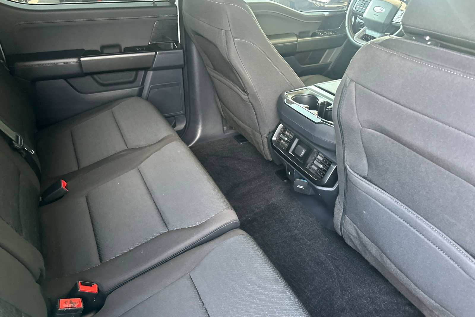 2022 Ford F-150 XLT photo 18