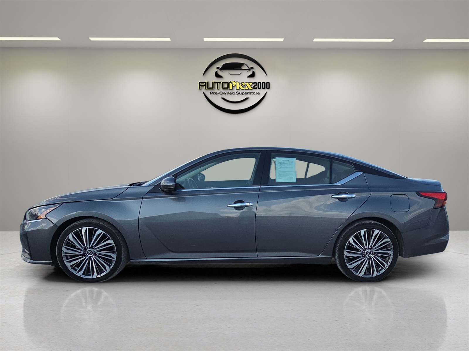 2023 Nissan Altima 2.5 SL photo 4