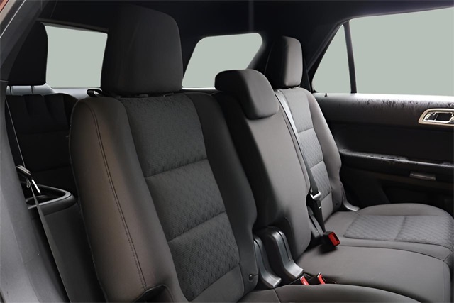 2015 Ford Explorer XLT photo 8