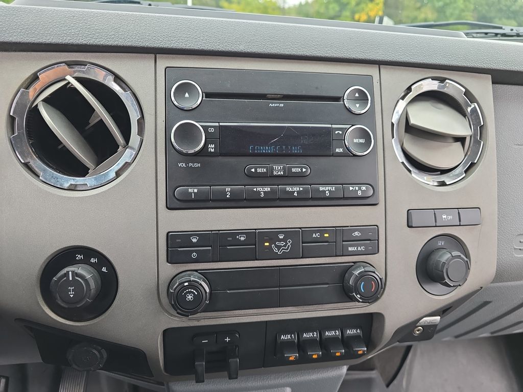 2016 Ford F-250 photo 19