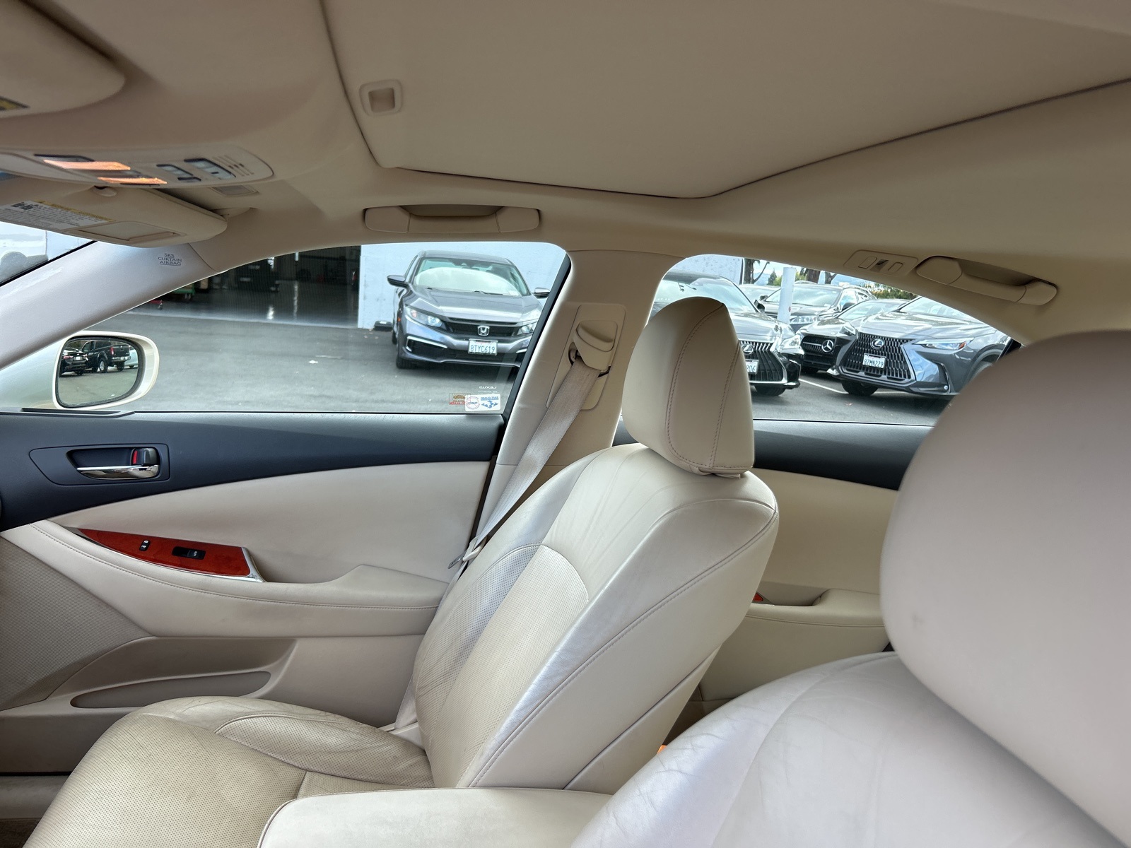 2010 Lexus ES 350 photo 8