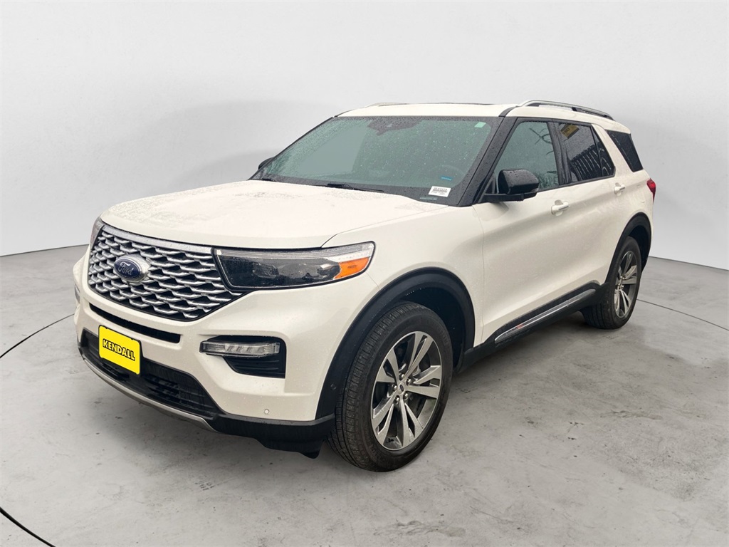 2020 Ford Explorer Platinum's photo