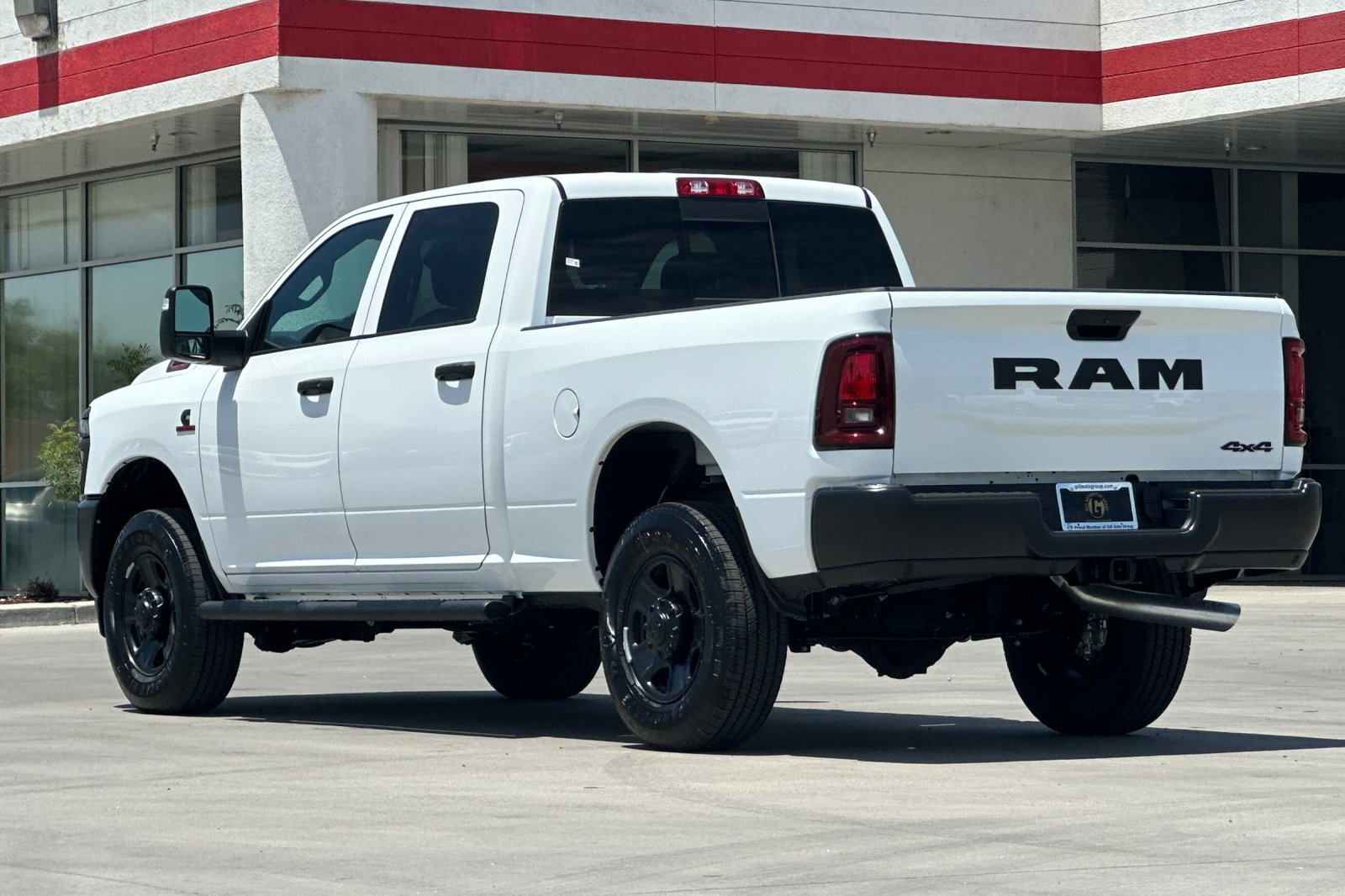 2025 Ram 2500 Tradesman photo 4