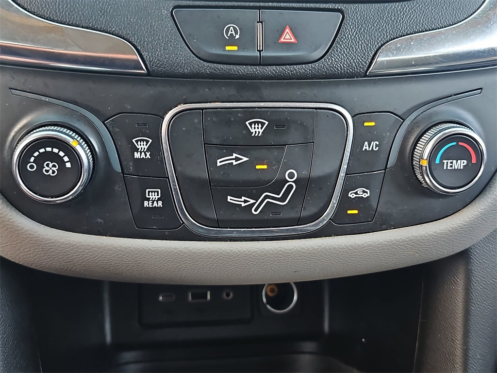 2022 Chevrolet Equinox LS photo 31