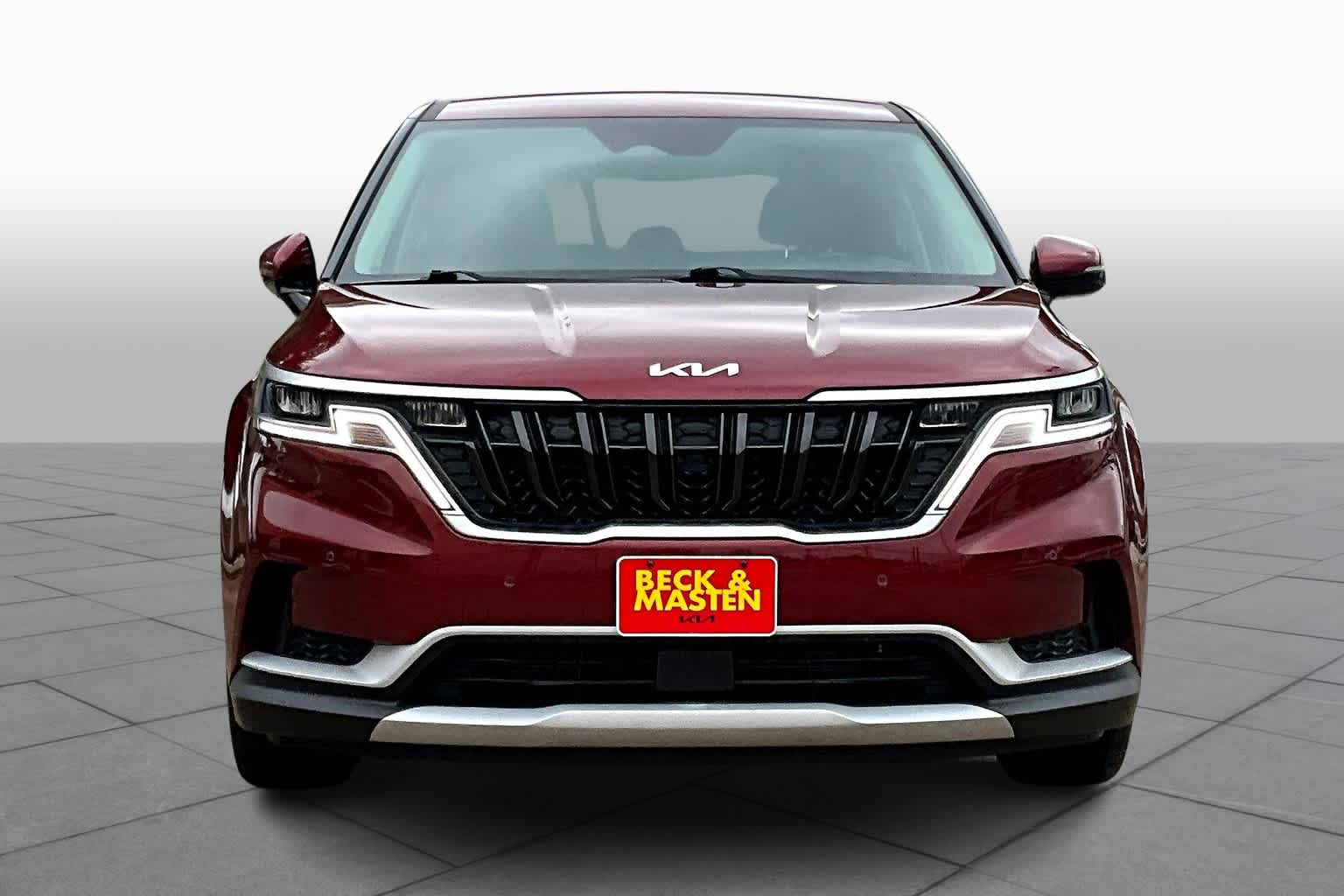 2022 Kia Carnival EX photo 3