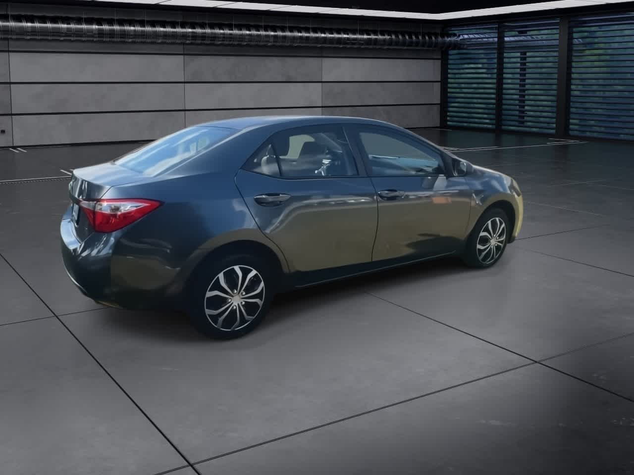 2016 Toyota Corolla LE photo 8