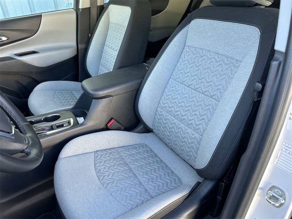 2024 Chevrolet Equinox LT photo 5