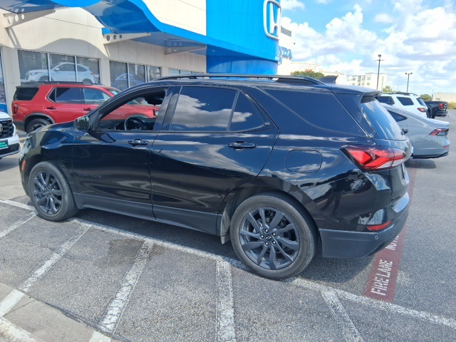 2024 Chevrolet Equinox RS photo 2