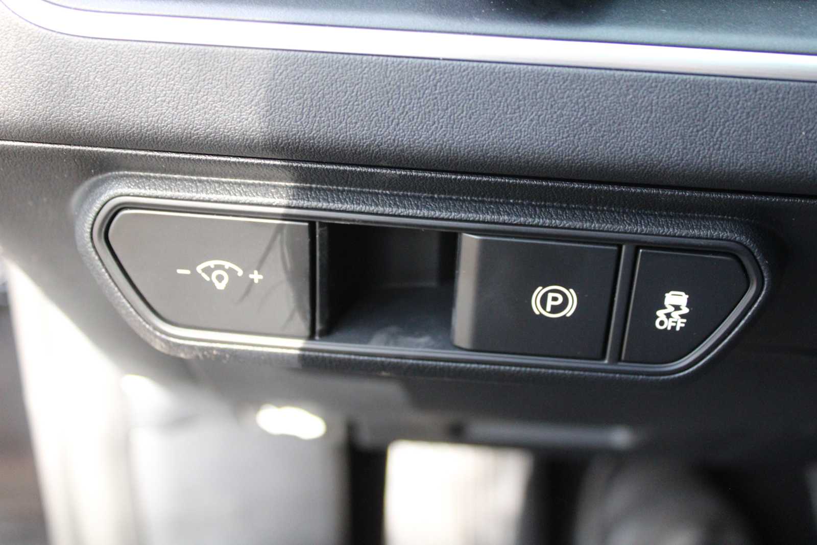 2025 Kia K4 LXS photo 42