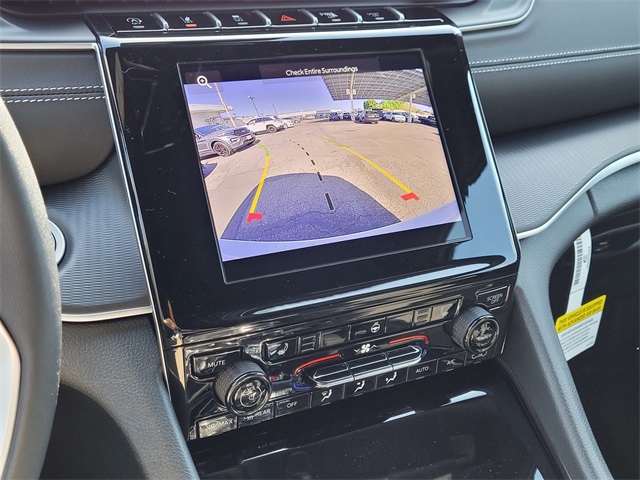2025 Jeep Grand Cherokee Altitude X photo 10