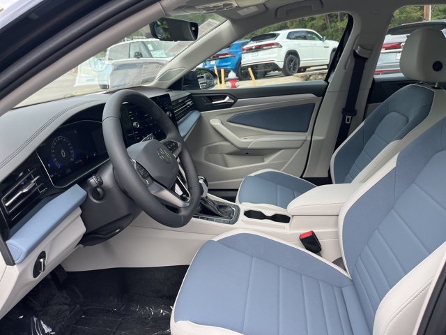 2026 Volkswagen Jetta 1.5T SE photo 2