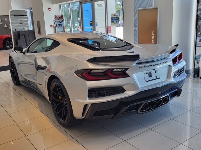 2026 Chevrolet Corvette Z06 2LT photo 3