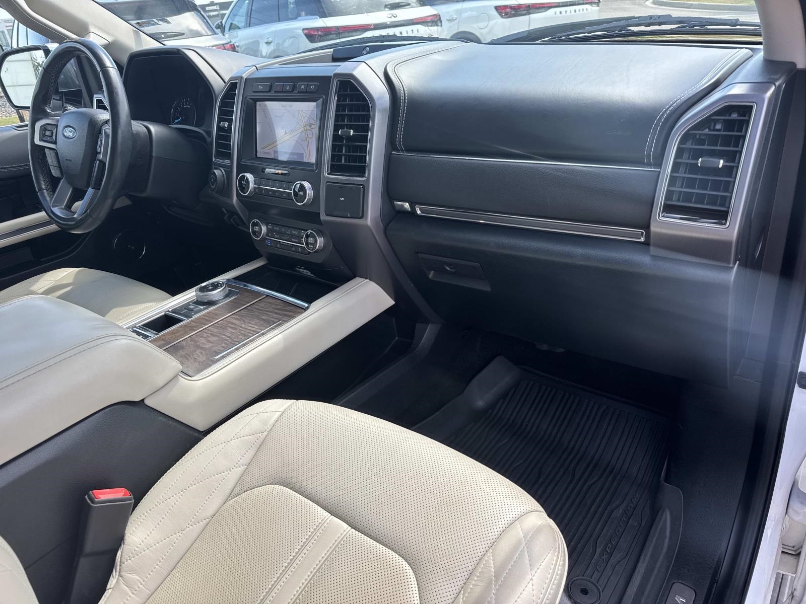 2020 Ford Expedition Platinum photo 11