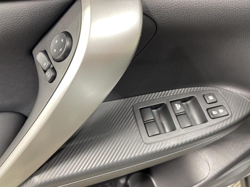 2025 Mitsubishi Eclipse Cross SE photo 20