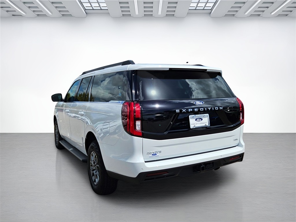 2025 Ford Expedition MAX EL photo 4