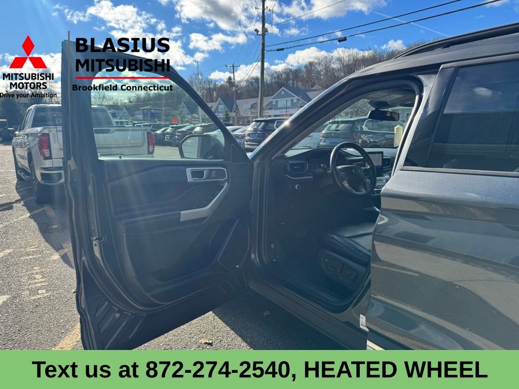 2020 Ford Explorer XLT photo 4