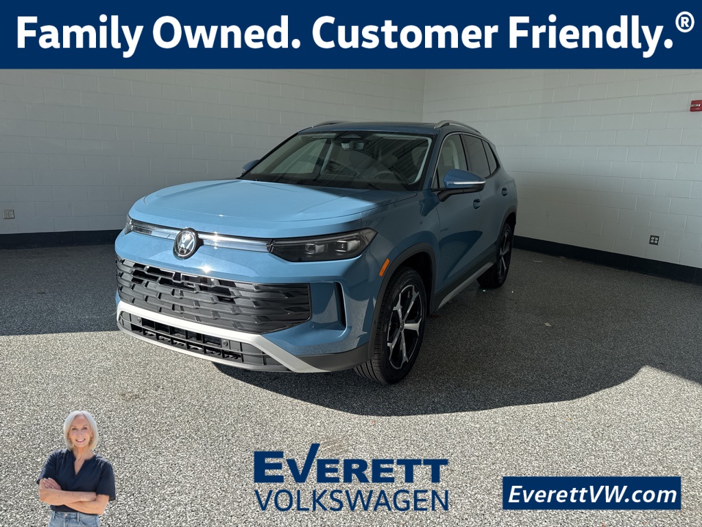 2026 Volkswagen Tiguan SE's photo