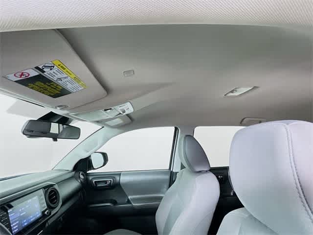 2021 Toyota Tacoma SR photo 9