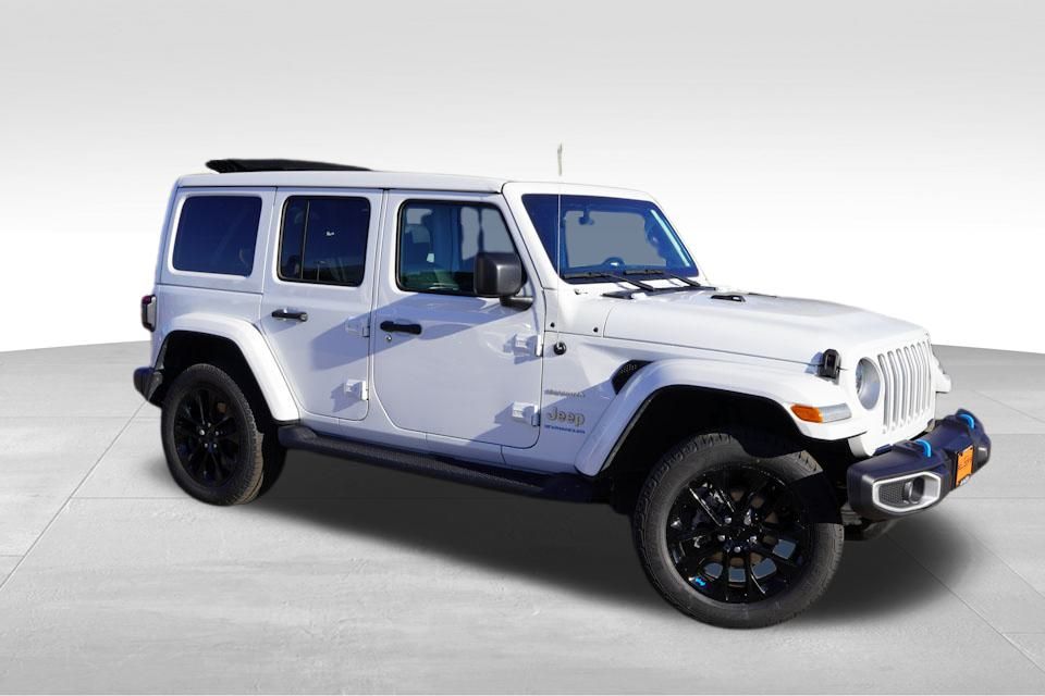 2023 Jeep Wrangler Sahara 4xe photo 2