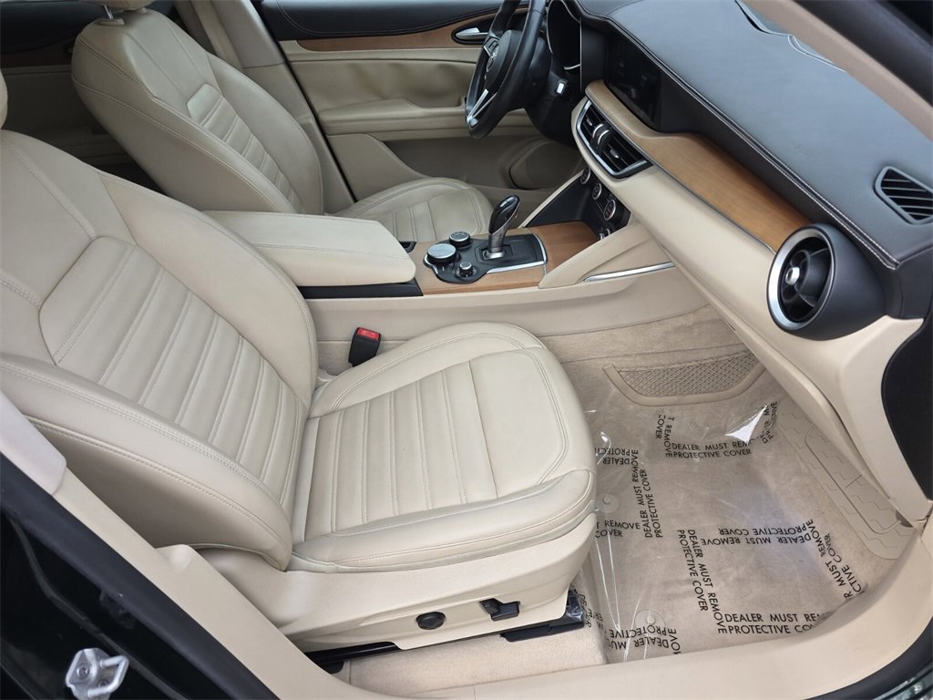 2019 Alfa Romeo Stelvio Ti photo 30