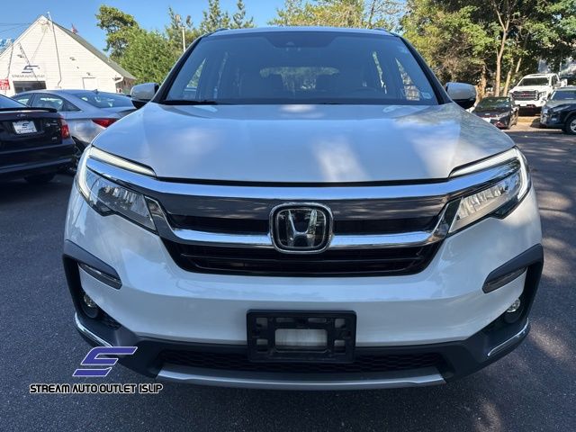 2022 Honda Pilot Touring photo 2