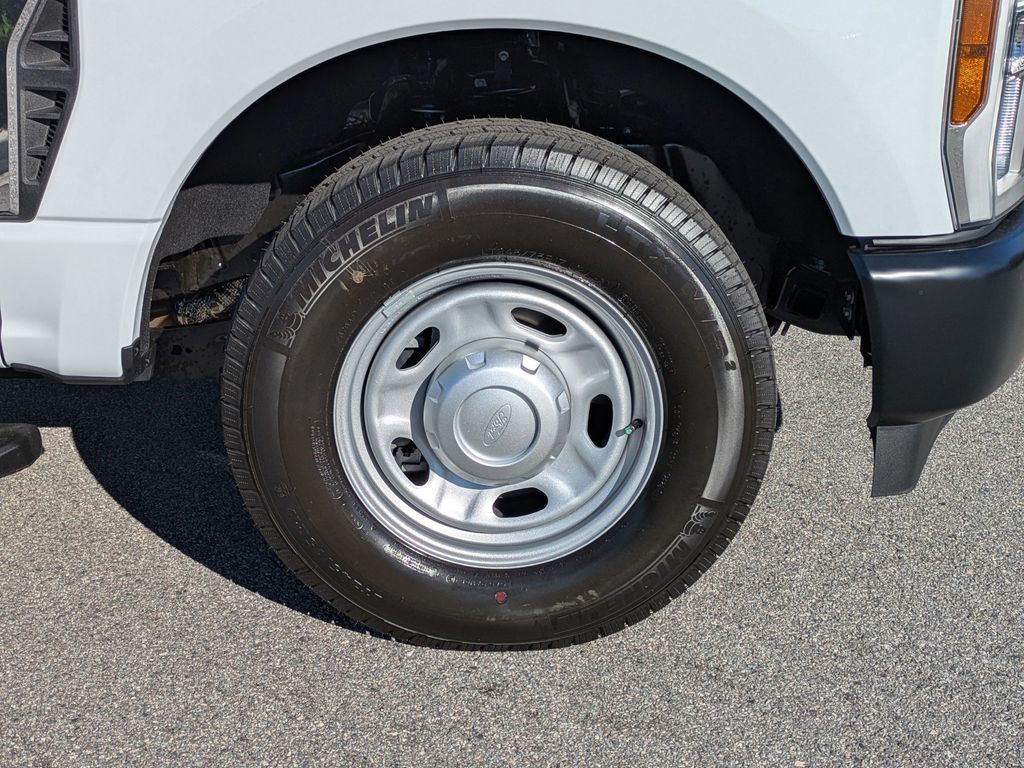 2026 Ford F-250 XL photo 11