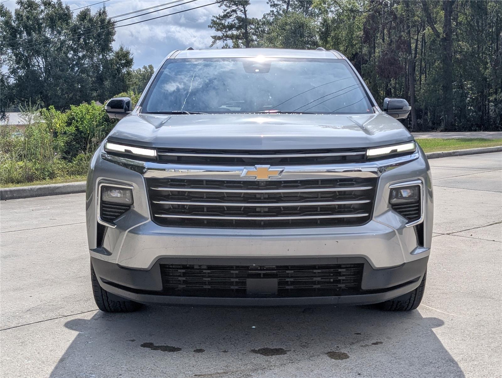 2026 Chevrolet Traverse photo 8