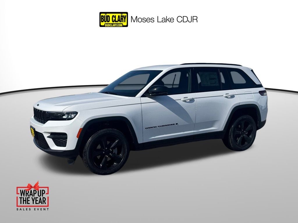 2025 Jeep Grand Cherokee Altitude's photo