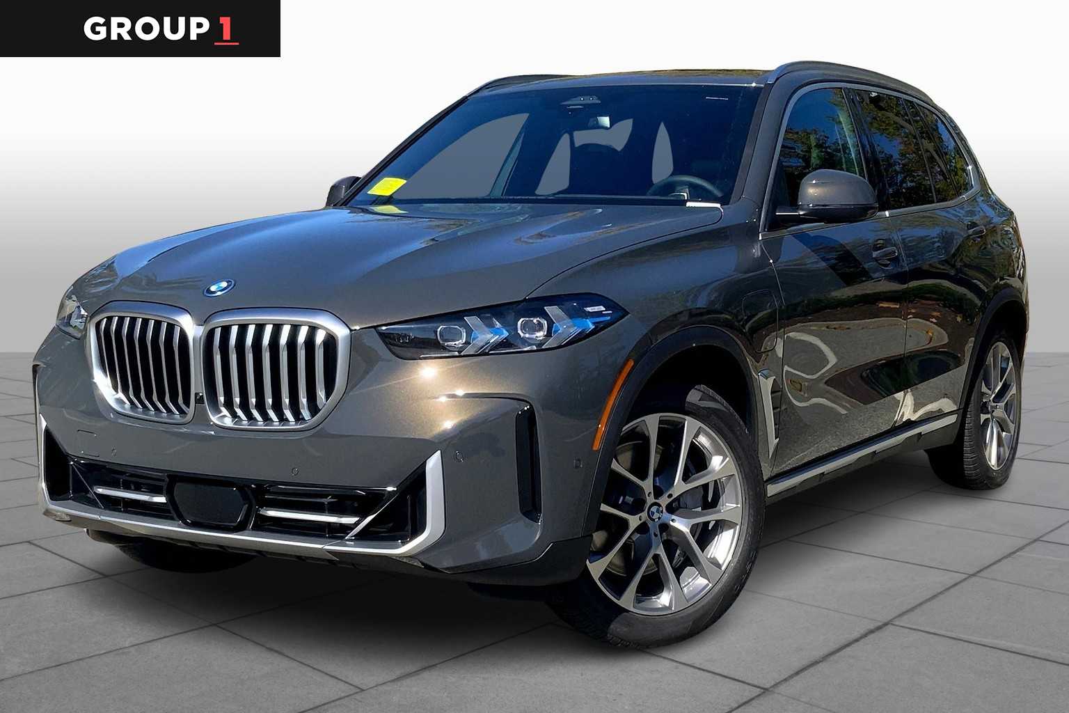 2026 BMW X5 50e's photo