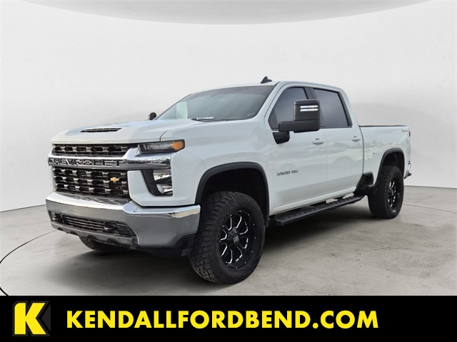 2023 Chevrolet Silverado HD LT's photo