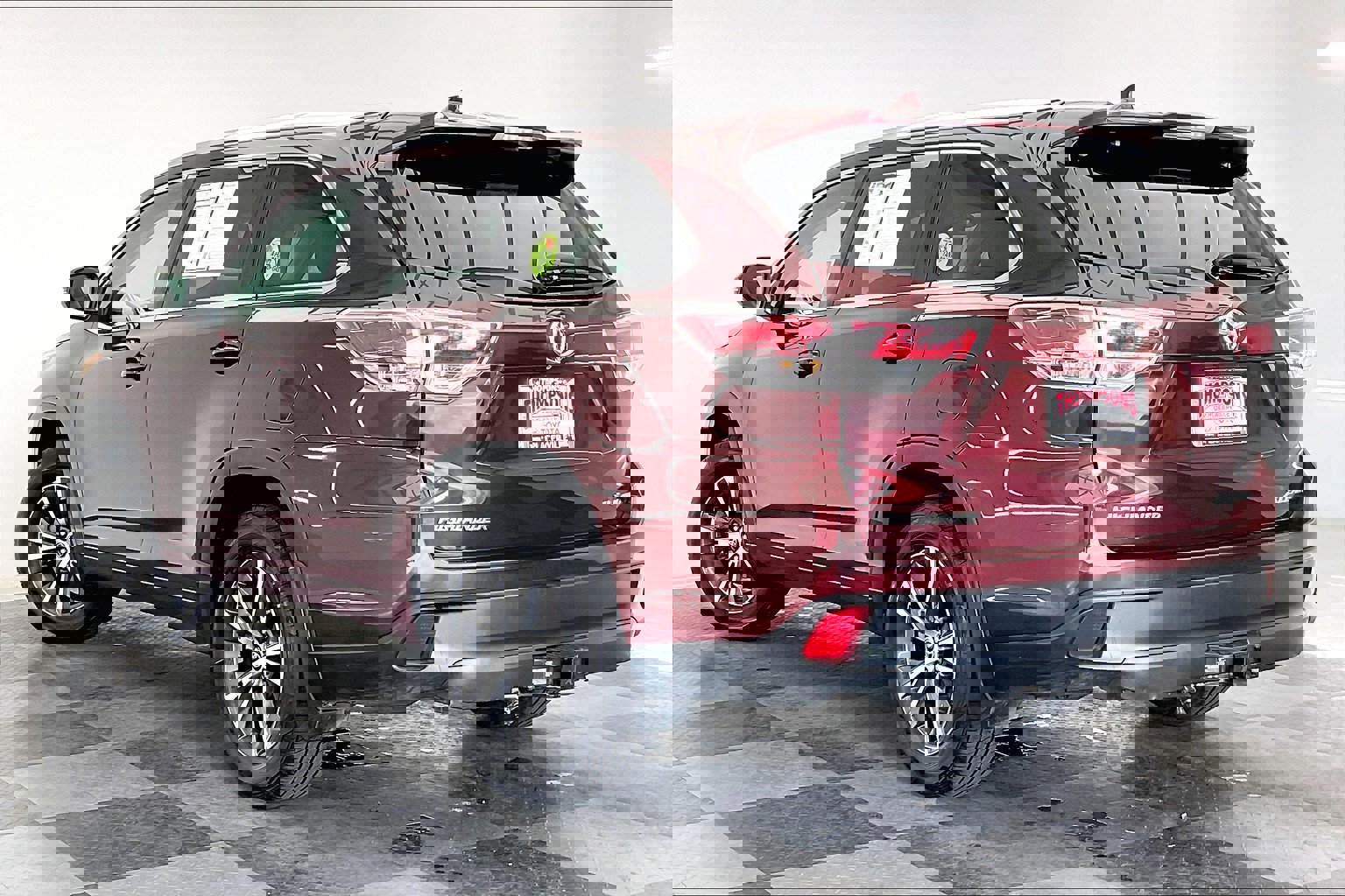2016 Toyota Highlander XLE photo 10